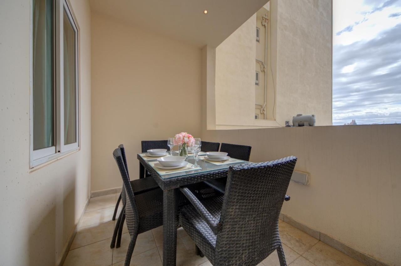 Sapphire Residences - Apartments & Penthouse In Central Sliema By Shortletsmalta Exterior foto